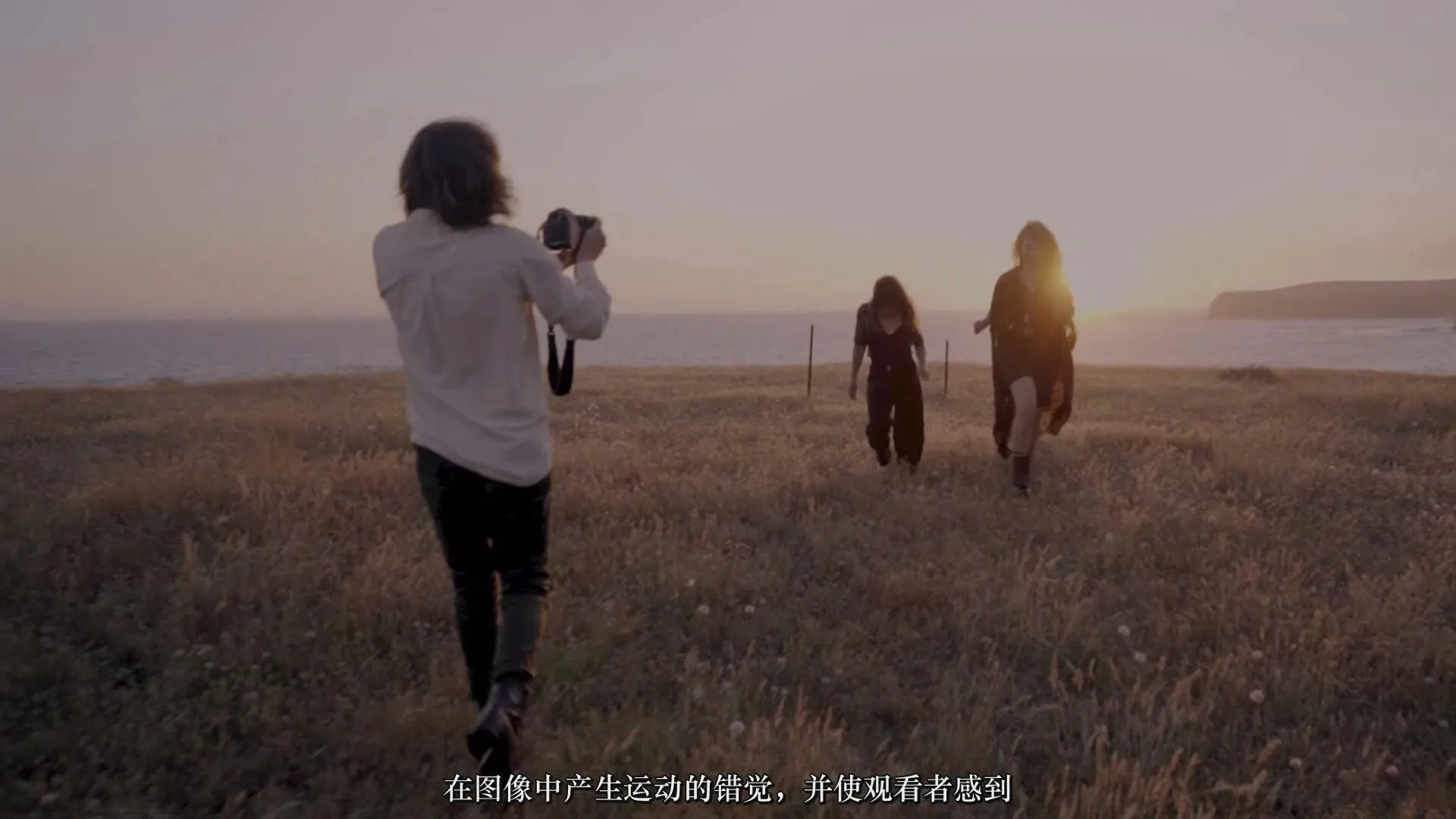 婚礼摄影师Jai Long情侣婚礼人像摆姿势与灯光教程 中文字幕 Posing and Lighting Course by Jai Long摄影教程,摄影培训,摄影技巧,摄影后期,摄影入门 - 趣光影 www.aeown.com